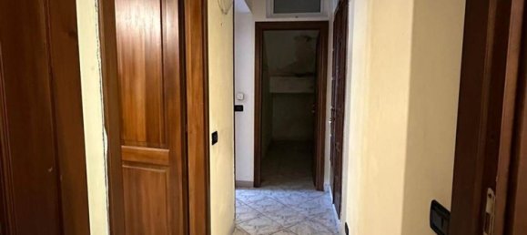2 rooms Apartment in Follo, Italy No. 83286 10