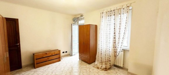 2 rooms Apartment in Follo, Italy No. 83286 13