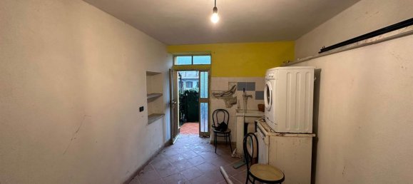 2 rooms Apartment in Follo, Italy No. 83286 17