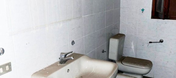 8-salle Villa à Besozzo, Italy No. 156044 24