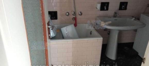 Casa T14 em Sangiano, Italy N.º 363552 3