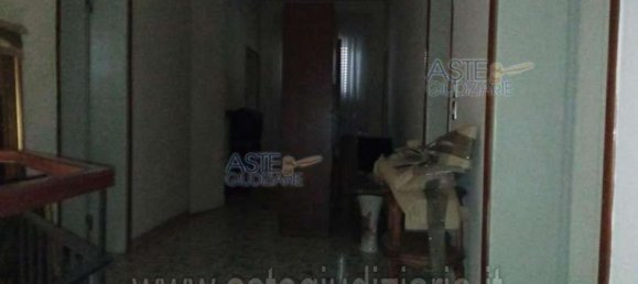 Casa T14 em Sangiano, Italy N.º 363552 2