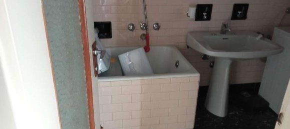 Casa T14 em Sangiano, Italy N.º 363552 36