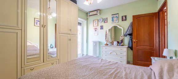 Квартира с 3 комнатами в Рим, Италия № 20627 5