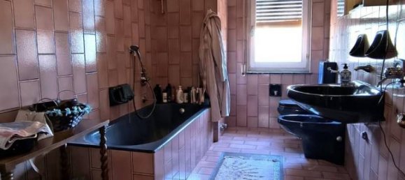 10-Zimmer Villa in Gattico-Veruno, Italy, Nr. 171659 28