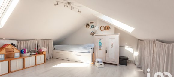 Casa de 5 dormitorios en Villepreux, France No. 348053 14