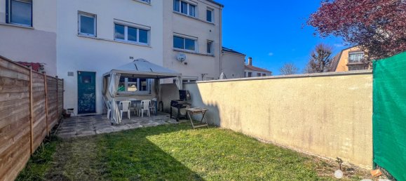 Casa de 5 dormitorios en Villepreux, France No. 348053 17