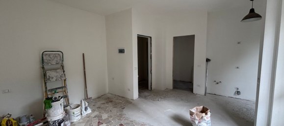 1 bedroom Apartment in Milan, Italy No. 357887 10