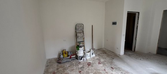 1 bedroom Apartment in Milan, Italy No. 357887 2