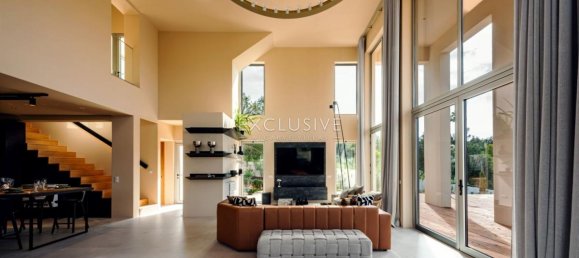 4 bedrooms Villa in Lagoa, Portugal No. 7691 9