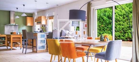 4 bedrooms House in Guecelard, France No. 309796 2