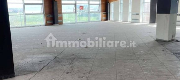 1490m² Commercial property in Montecosaro, Italy No. 81664 11