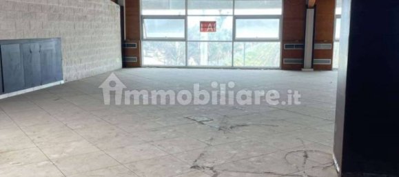 1490m² Commercial property in Montecosaro, Italy No. 81664 12