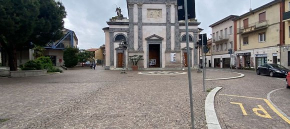 3 rooms Penthouse in Vittuone, Italy No. 183231 15