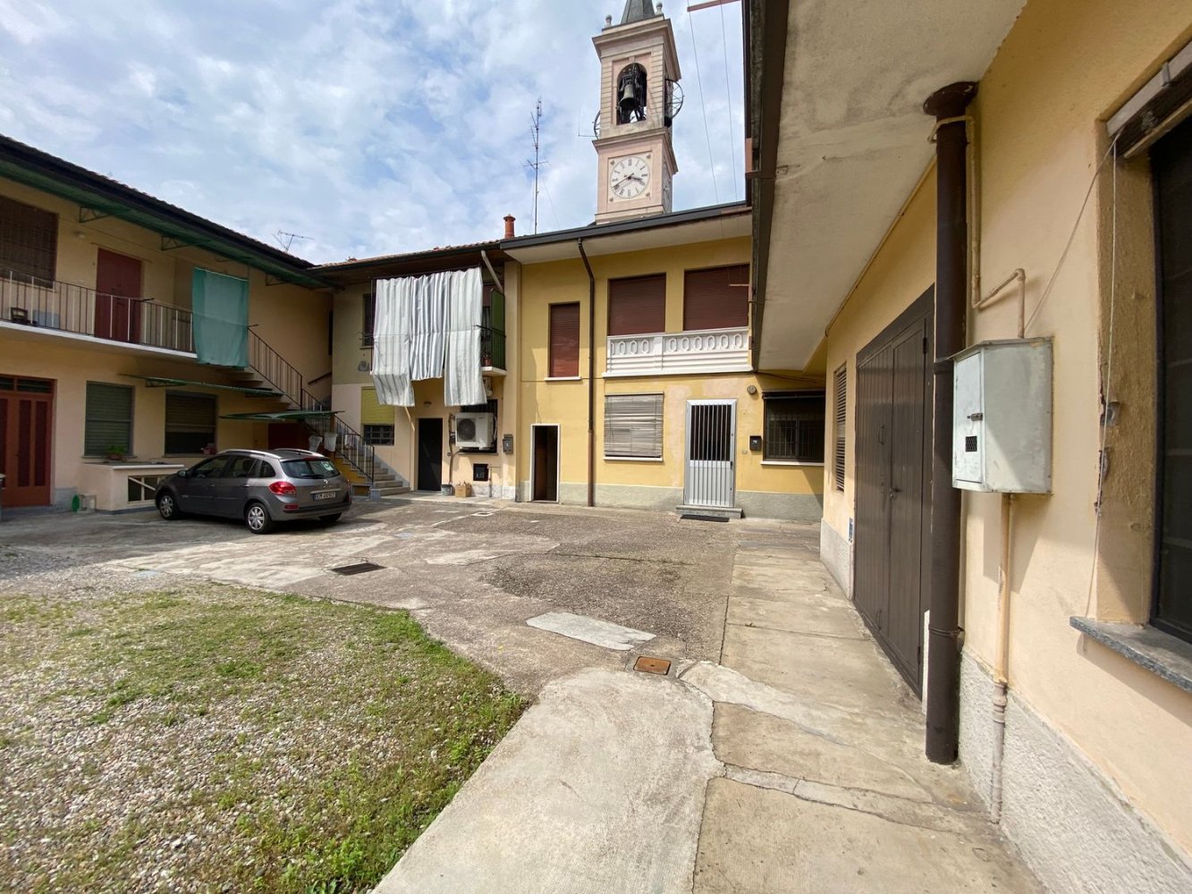 3 rooms Penthouse in Vittuone, Italy No. 183231