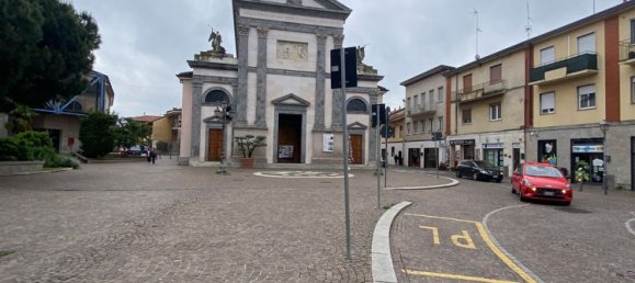 3 rooms Penthouse in Vittuone, Italy No. 183231 12