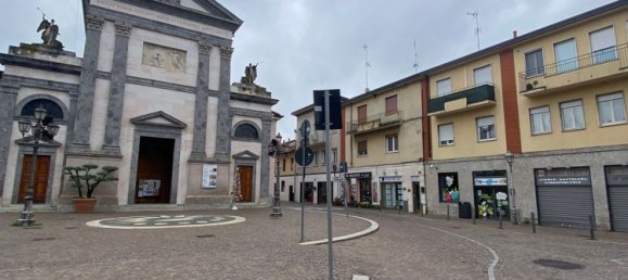 3 rooms Penthouse in Vittuone, Italy No. 183231 17