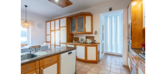 4 Schlafzimmer Villa in Colares, Portugal, Nr. 89928 13