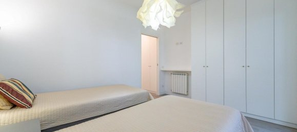 3 rooms Apartment in Rome, Italy No. 41194 36