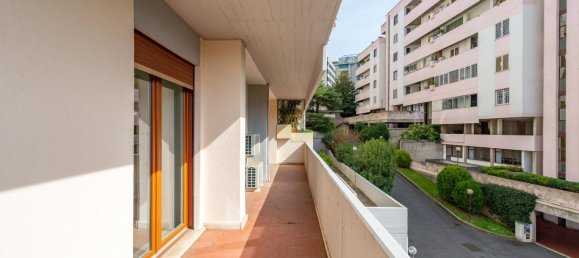 3 rooms Apartment in Rome, Italy No. 41194 25