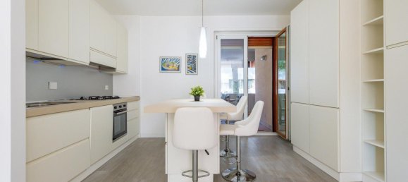 3 rooms Apartment in Rome, Italy No. 41194 15