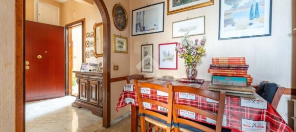 2 bedrooms Apartment in Rome, Italy No. 326485 9