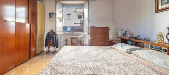 2 bedrooms Apartment in Rome, Italy No. 326485 6