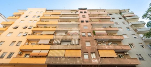 2 bedrooms Apartment in Rome, Italy No. 326485 24