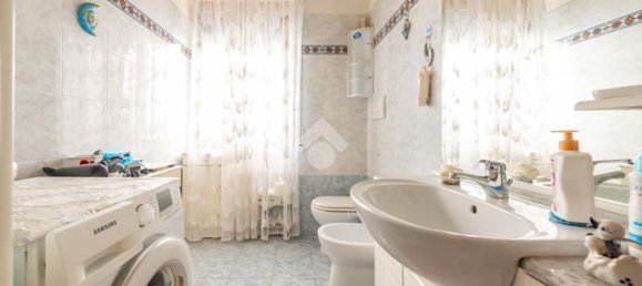 2 bedrooms Apartment in Rome, Italy No. 326485 20