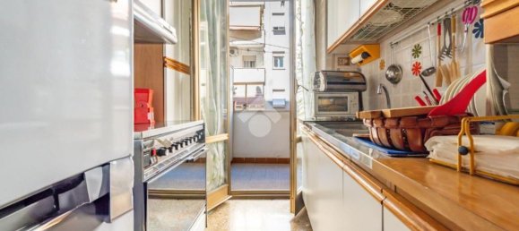 2 bedrooms Apartment in Rome, Italy No. 326485 12