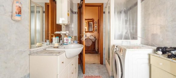 2 bedrooms Apartment in Rome, Italy No. 326485 18