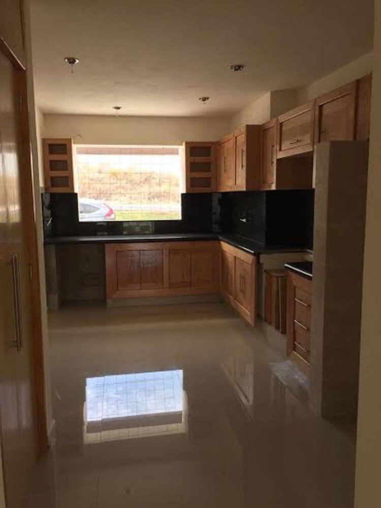 3 bedrooms House in Queretaro, Mexico No. 161724