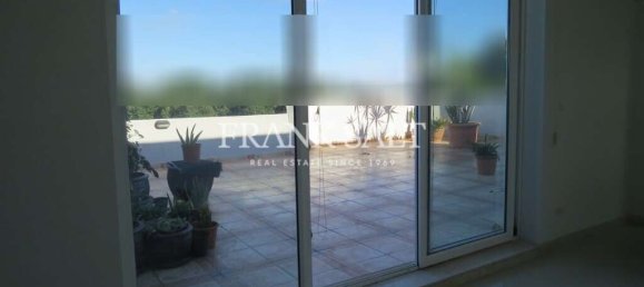 Ático de 3 dormitorios en Zabbar, Malta No. 1114 31