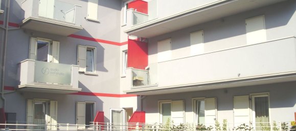 3 rooms Apartment in Montichiari, Italy No. 32632 3
