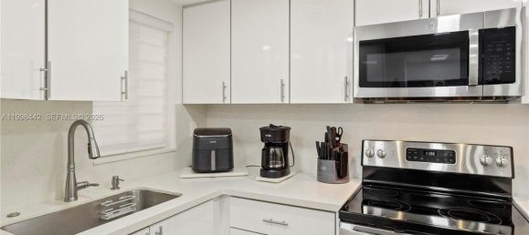 2 chambres propriété commerciale à vendre à Miami, Miami-Dade, Florida, USA № 614880 6