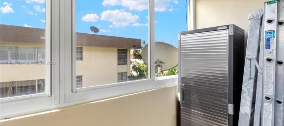 2 chambres propriété commerciale à vendre à Miami, Miami-Dade, Florida, USA № 614880 11
