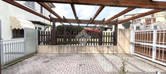 Apartamento de 2 dormitorios en Genzano di Roma, Italy No. 54004 17