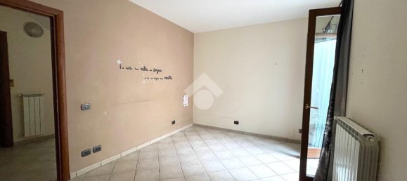 Apartamento de 2 dormitorios en Genzano di Roma, Italy No. 54004 11