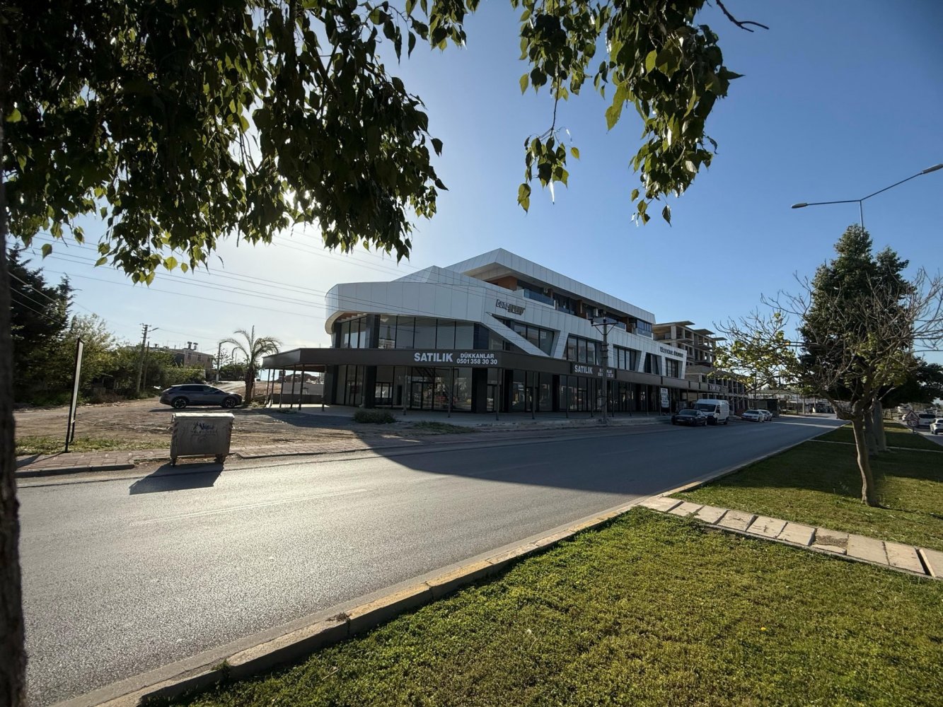 Магазин с 3 комнатами в Анталья, Турция № 42506