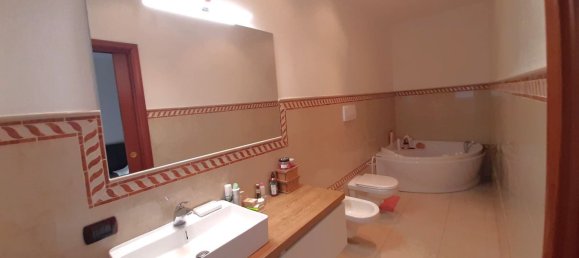 5 bedrooms Apartment in Bari, Italy No. 326773 28