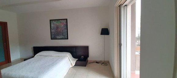 5 bedrooms Apartment in Bari, Italy No. 326773 25