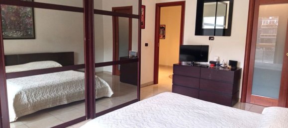 5 bedrooms Apartment in Bari, Italy No. 326773 24