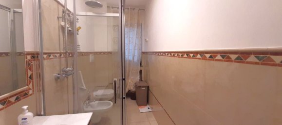 5 bedrooms Apartment in Bari, Italy No. 326773 19