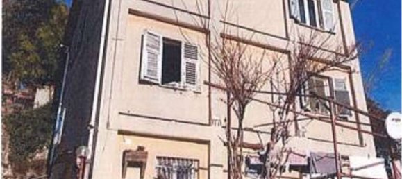 5-Zimmer Wohnung in Genoa, Italy, Nr. 317906 2