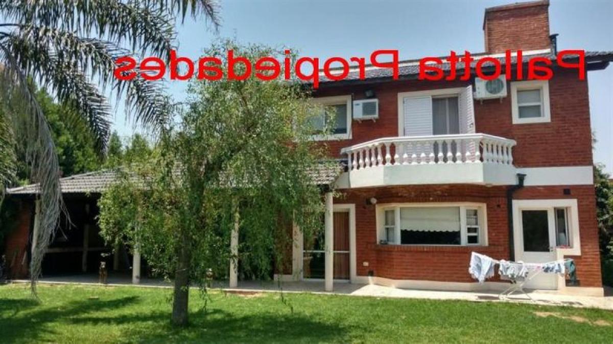 3 bedrooms House in Escobar, Argentina No. 52624