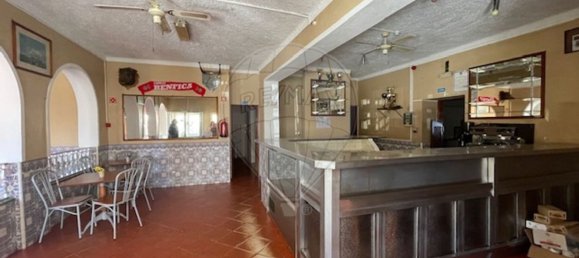 Gewerbliche Immobilie in Reguengos de Monsaraz, Portugal 181m², Nr. 70668 5