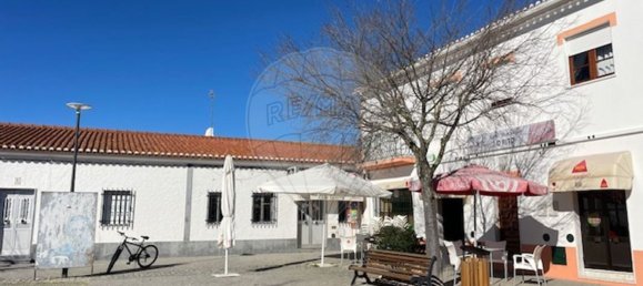 Gewerbliche Immobilie in Reguengos de Monsaraz, Portugal 181m², Nr. 70668 2
