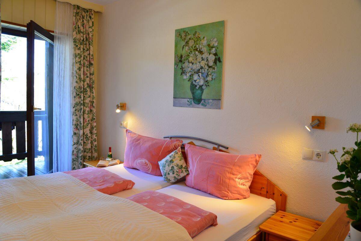 Apartamento de 2 habitaciónes en Regen, Germany No. 281758