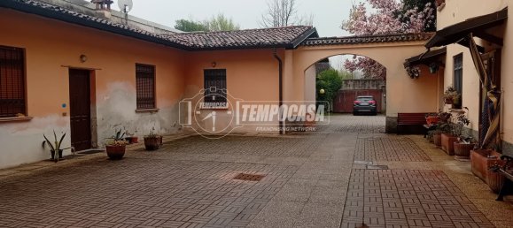 Apartamento de 1 dormitorio en Brescia, Italy No. 66675 4