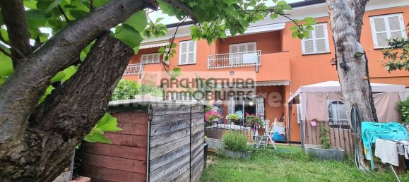 6 rooms Apartment in Varazze, Italy No. 258472 5